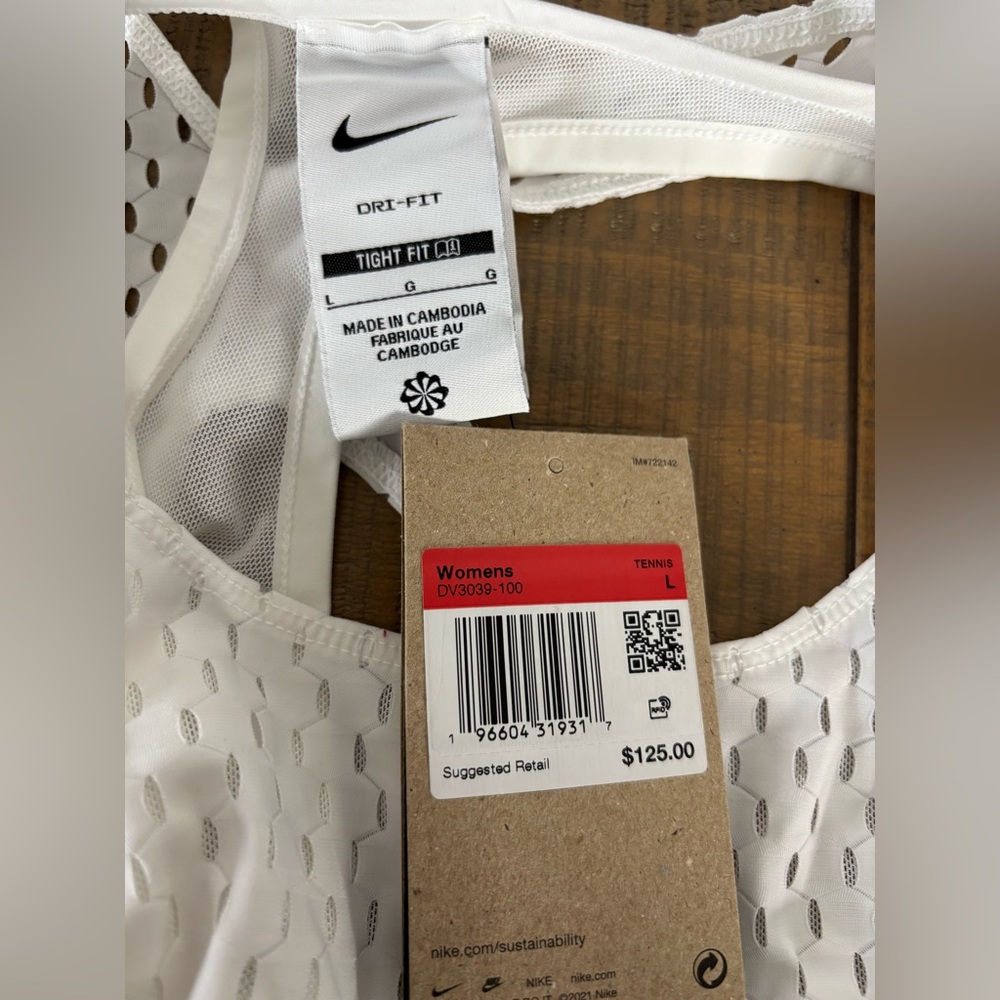 Nike Women's Mesh White Coverup LARGE NWT - Picture 8 of 16